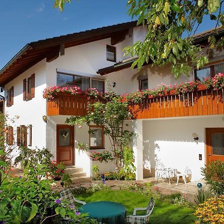 Ferienwohnungen Rosi Gmeiner Bad Endorf Exterior foto